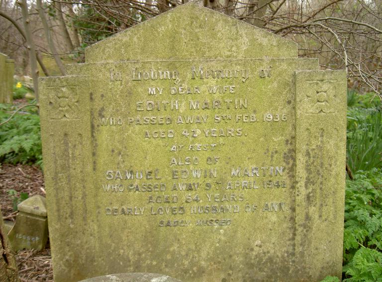 Samuel Edwin Martins Grave Stone